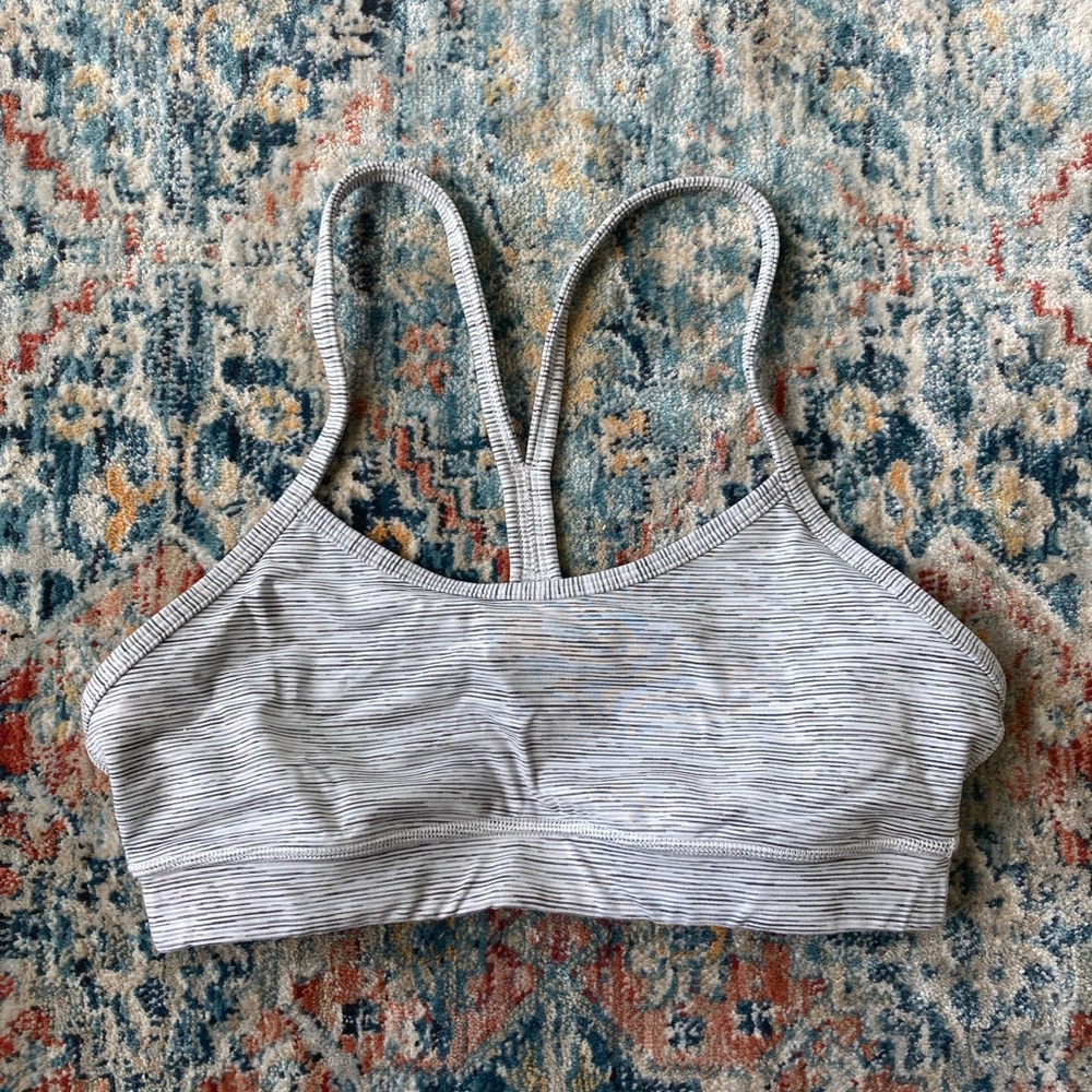 Lululemon Flow Y Bra Size 4